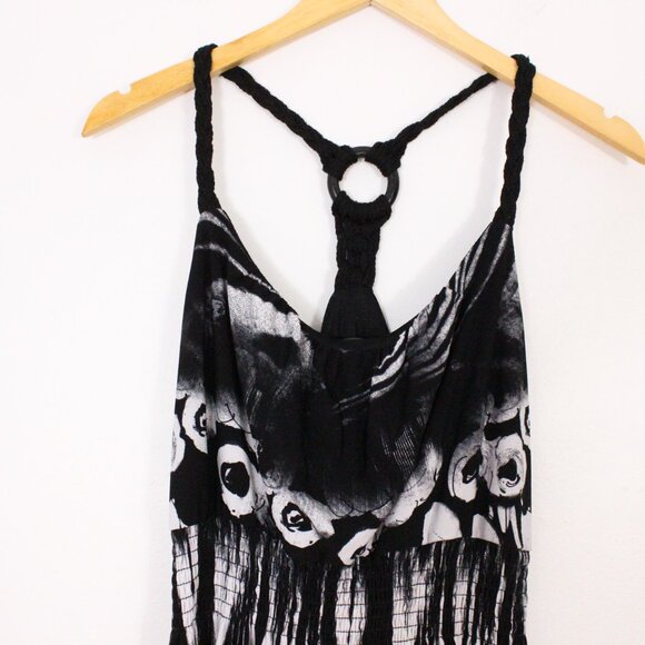 *Addition Elle Black & White Racer Back Maxi Dress - Picture 4 of 6